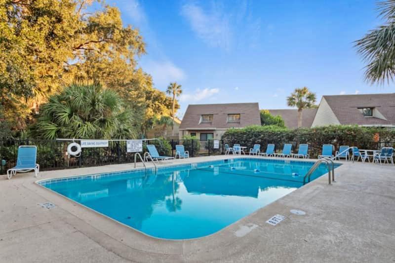 Updated Luxury Pd Villa: Golf View, Steps To Pool/beach/pickleball! * Hilton Head Island