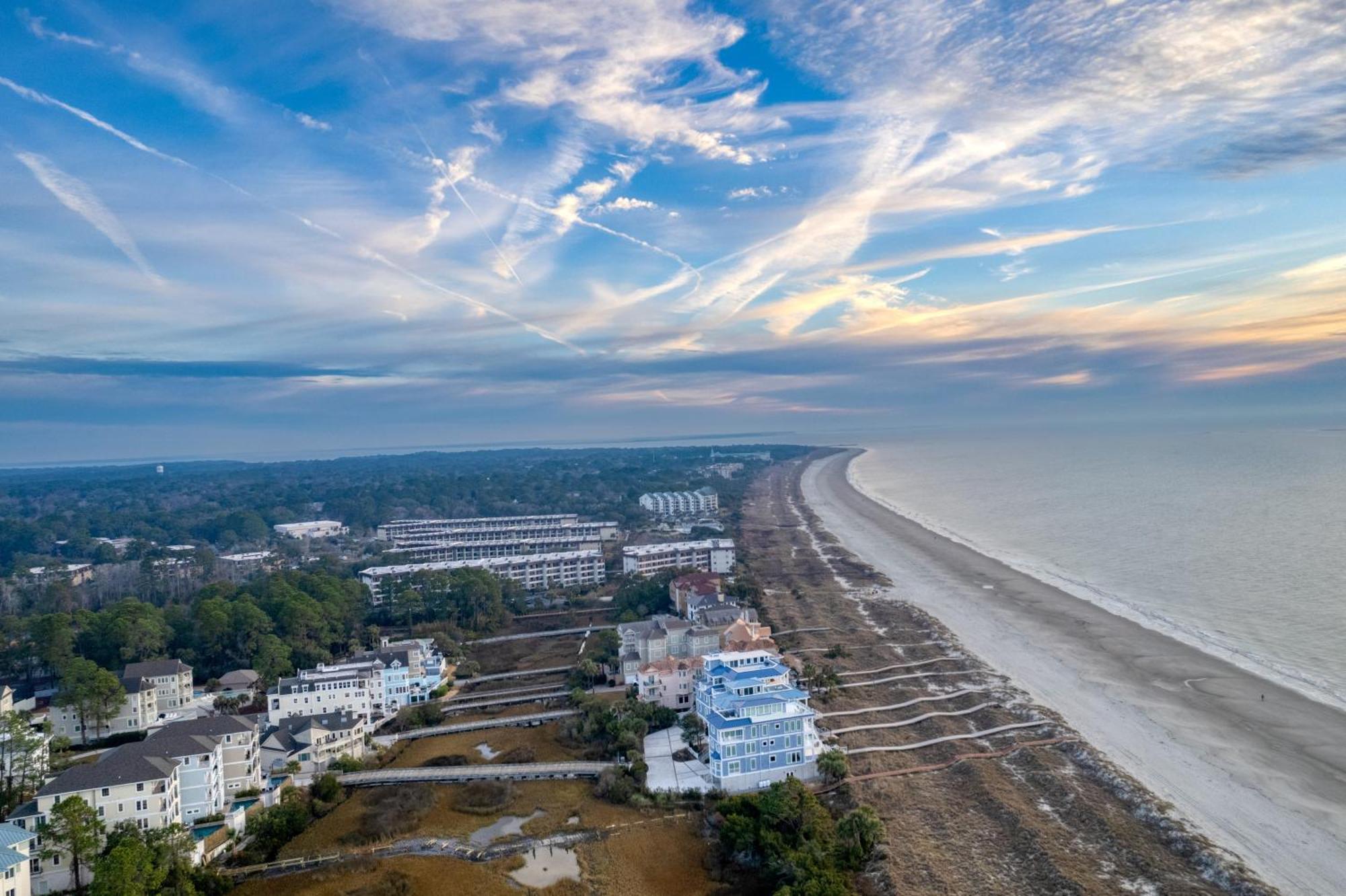 Holiday home Egret By Avantstay 10 Bedroom Ocean Estate Infinity Pool W Views Walk To Hilton Head Island