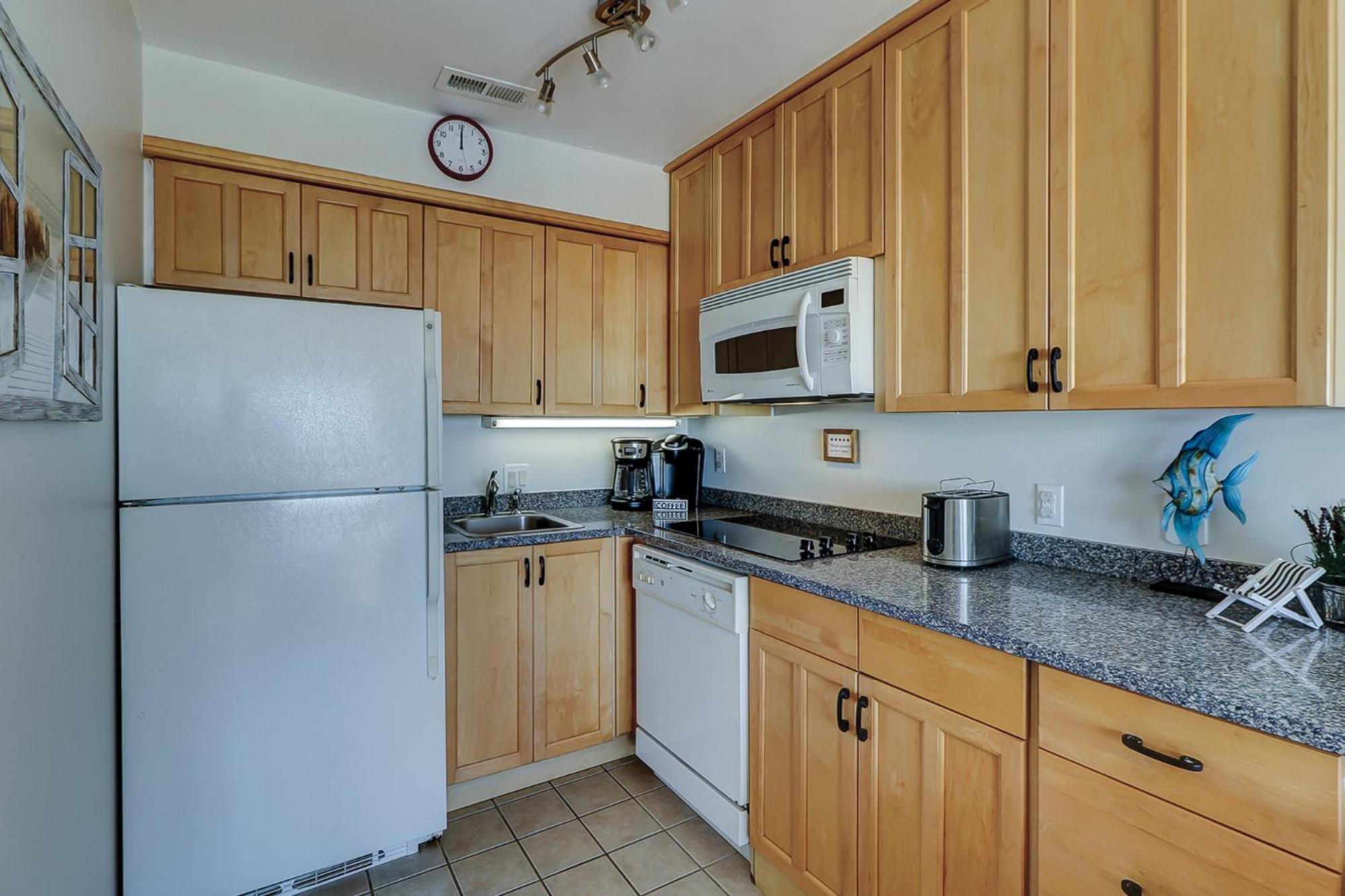 327 Breakers 1 Bedroom Oceanview Forest Holiday home *