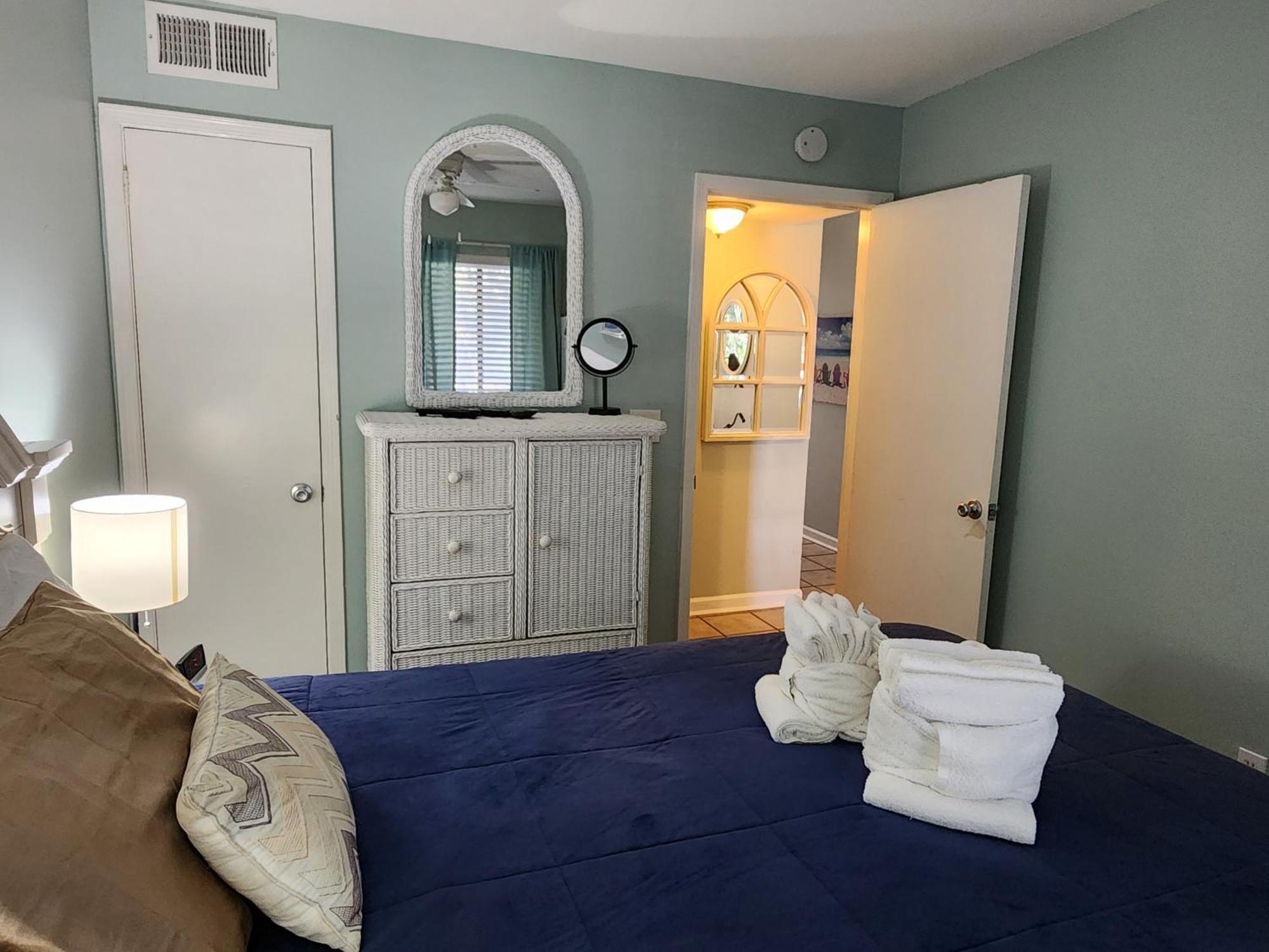 Seaside Bliss Awaits Your Dream Beach Getaway! *