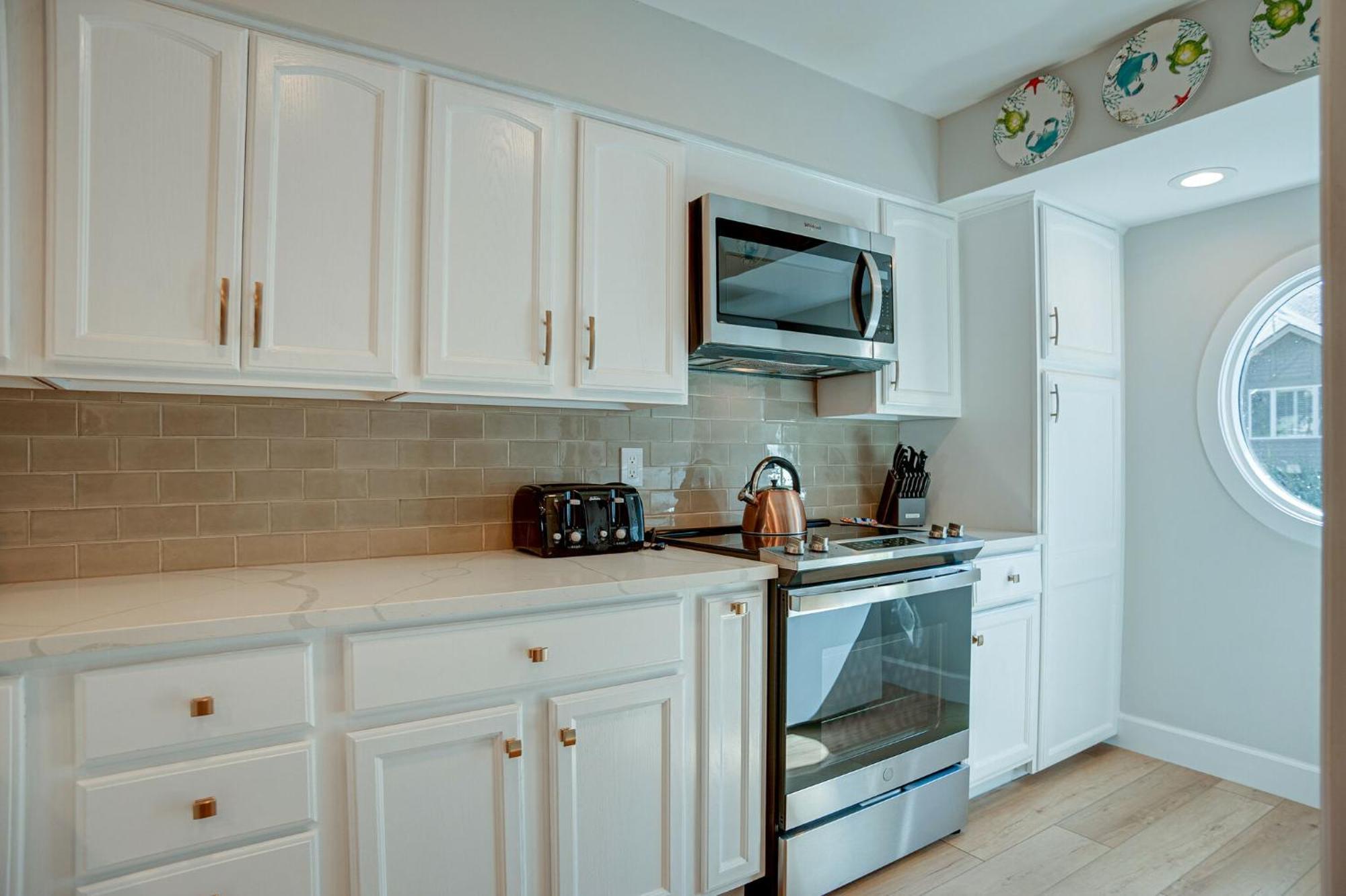 1 Lark Street 4th Row Ocean Private Pool Pet Friendly Near The Ocean, Shops & Restaurants * Hilton Head Island