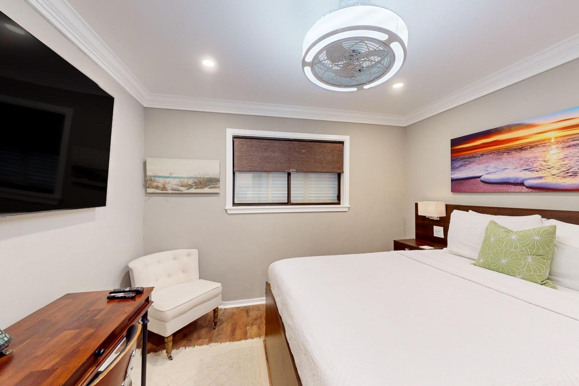 Carolina Club 125