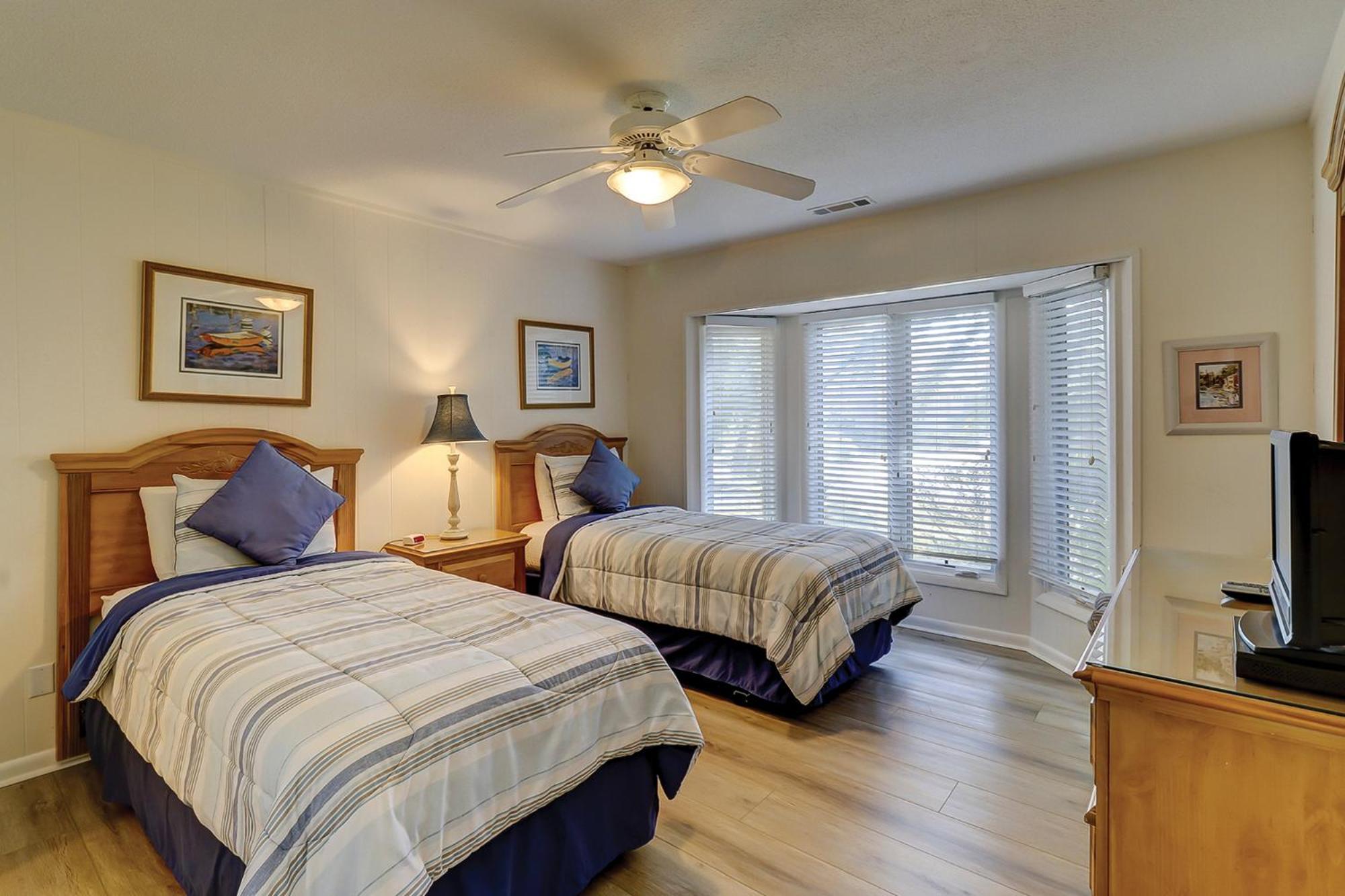 Baynard Park 6 Holiday home *