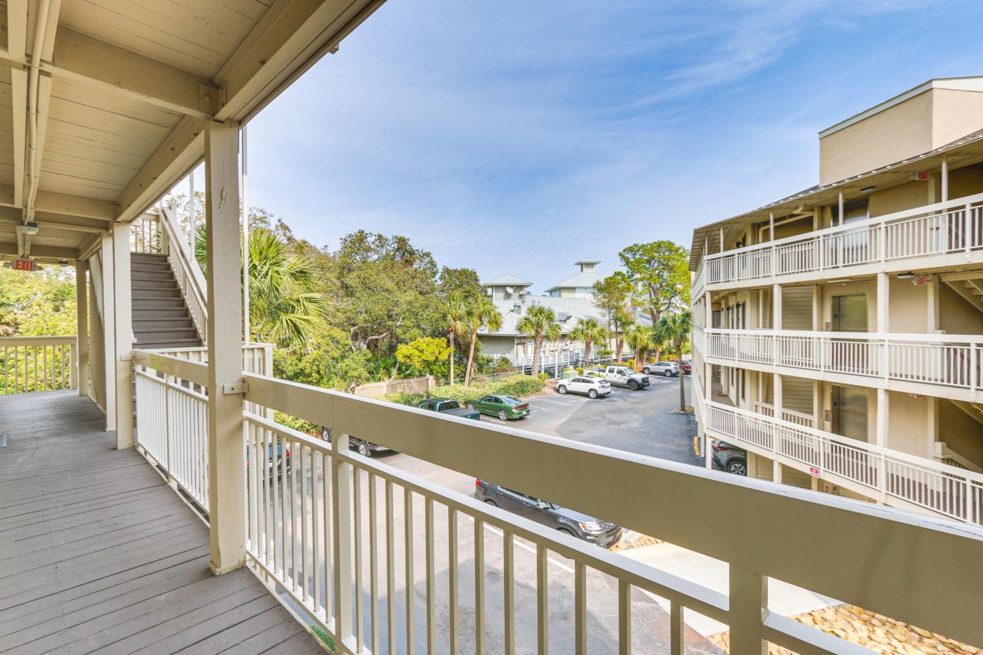 Apartment With Coligny Access! Hilton Head Island