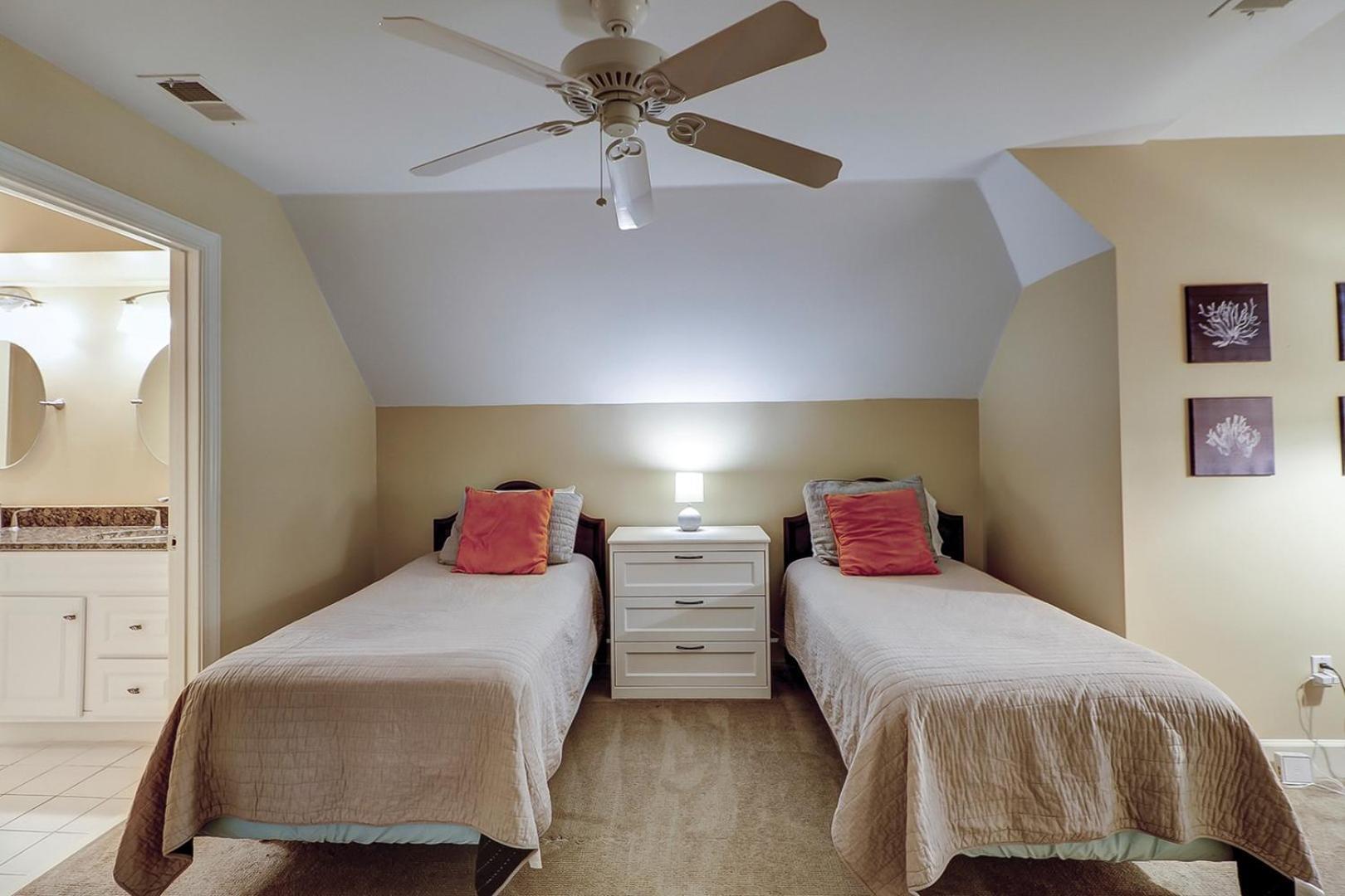9 Hunt Club Dr Holiday home