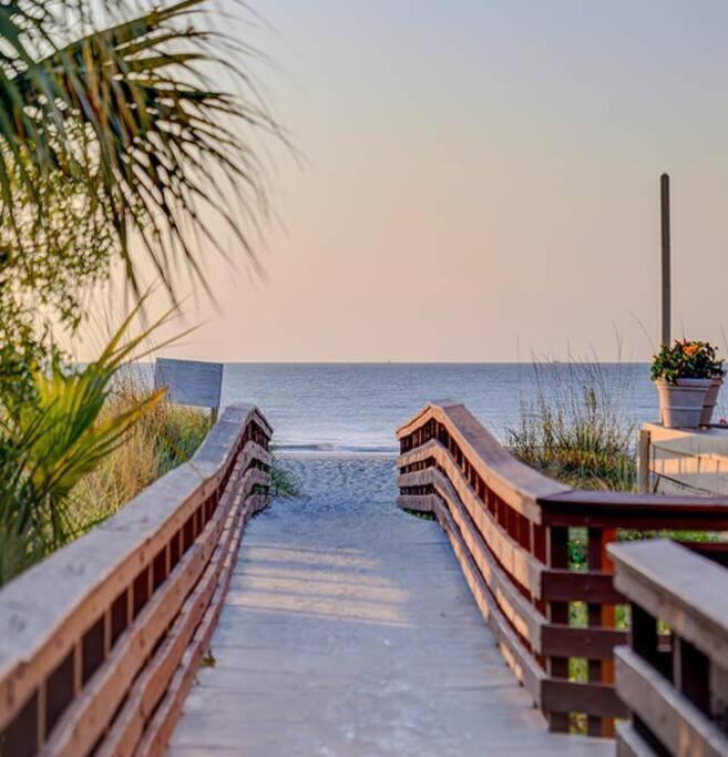Updated Luxury Pd Villa: Golf View, Steps To Pool/beach/pickleball! Apartment Hilton Head Island