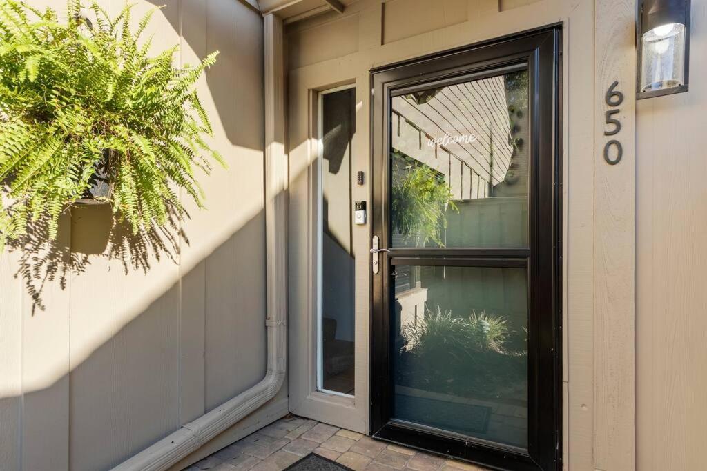 Updated Luxury Pd Villa: Golf View, Steps To Pool/beach/pickleball! *