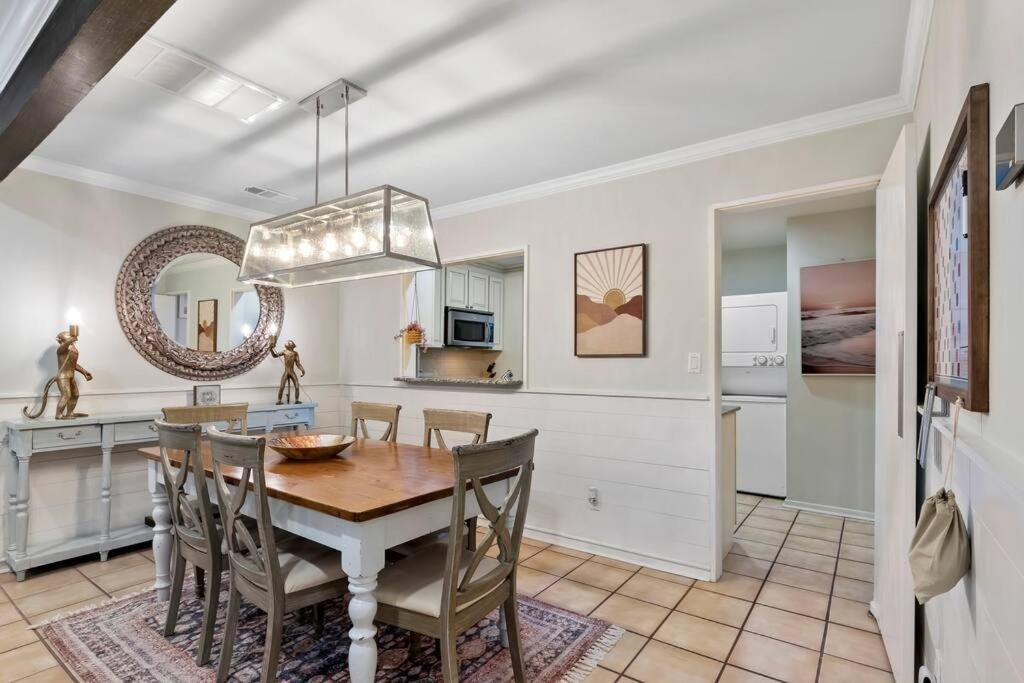 Updated Luxury Pd Villa: Golf View, Steps To Pool/beach/pickleball! Apartment Hilton Head Island