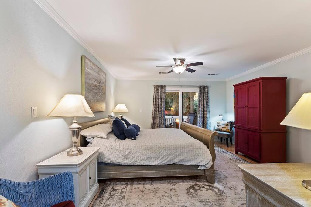 Updated Luxury Pd Villa: Golf View, Steps To Pool/beach/pickleball! Apartment Hilton Head Island