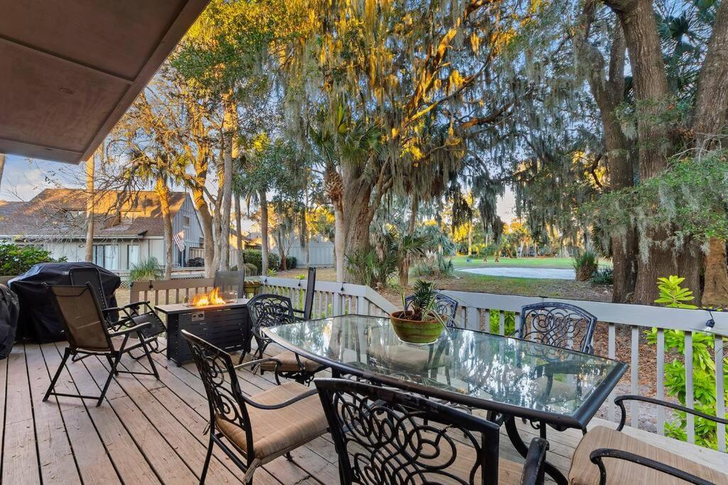 Updated Luxury Pd Villa: Golf View, Steps To Pool/beach/pickleball! Apartment *