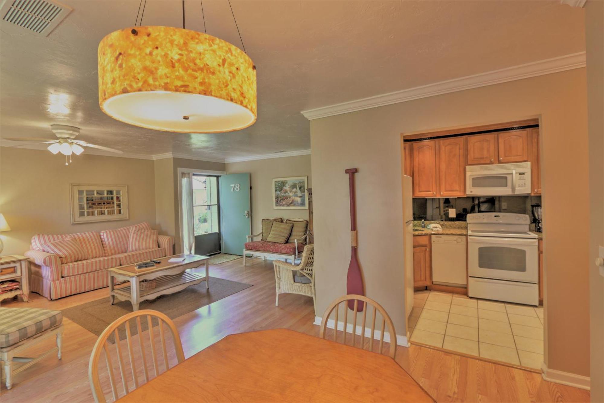 125 Cordillo Parkway