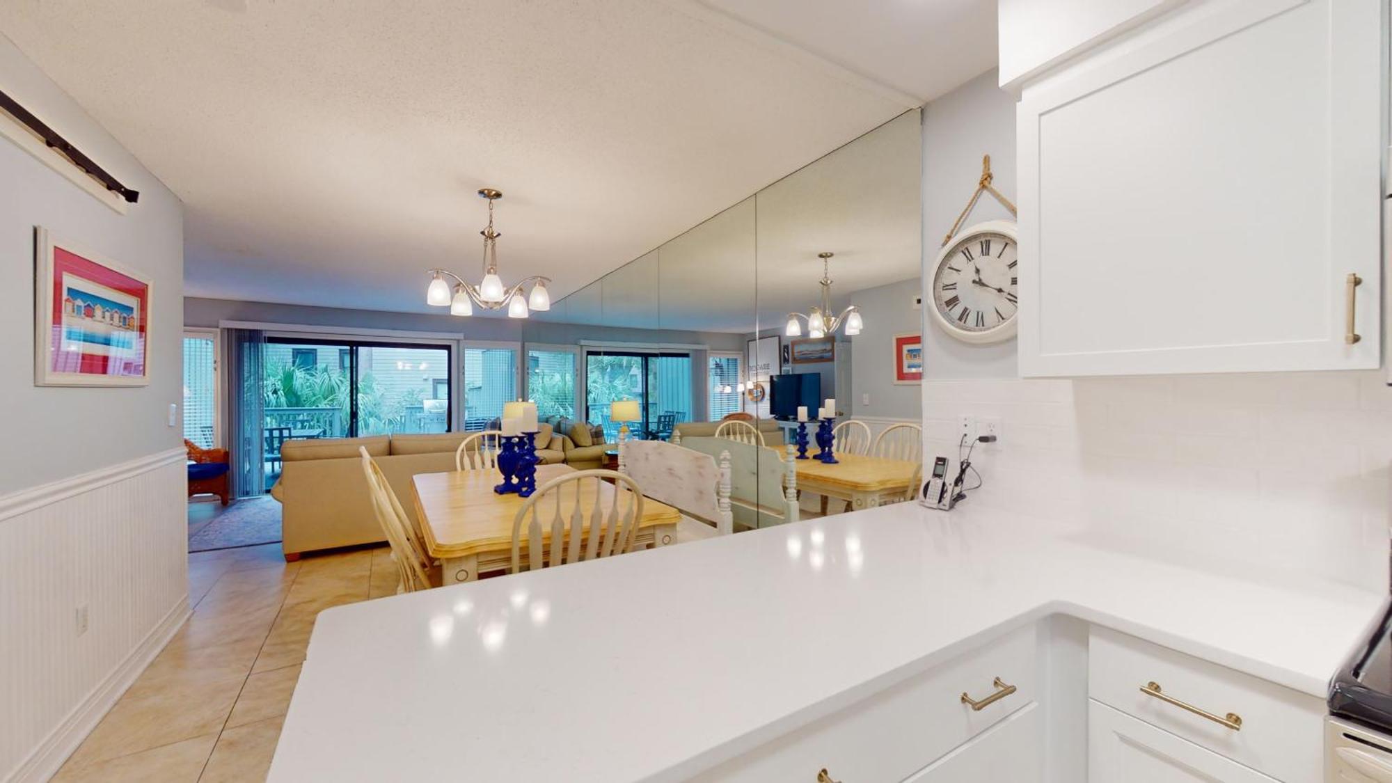11 Hickory Cove