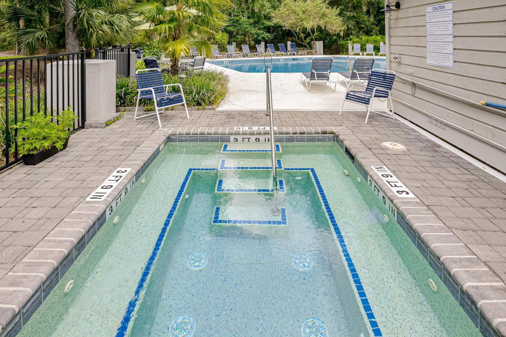 Apartment Windward Village 109 *
