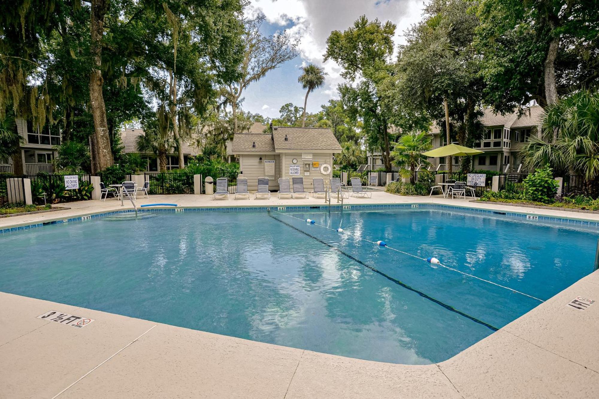 Windward Village 109 Apartment *