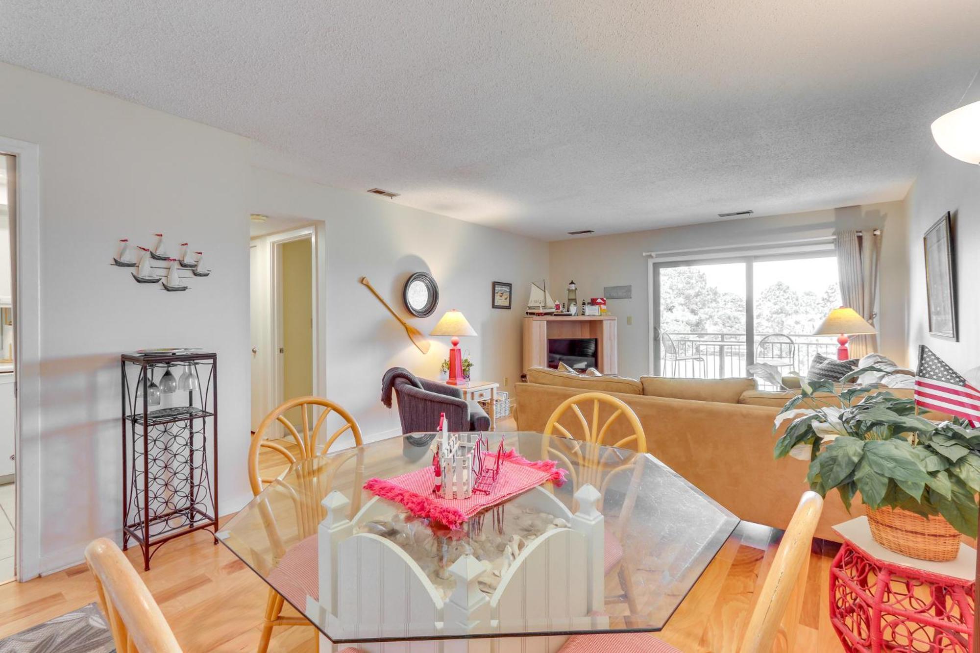 Apartment Coastal Sea Pines Escape Walk To Beach! *