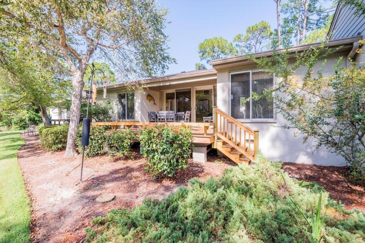 1582 Lagoon * Hilton Head Island