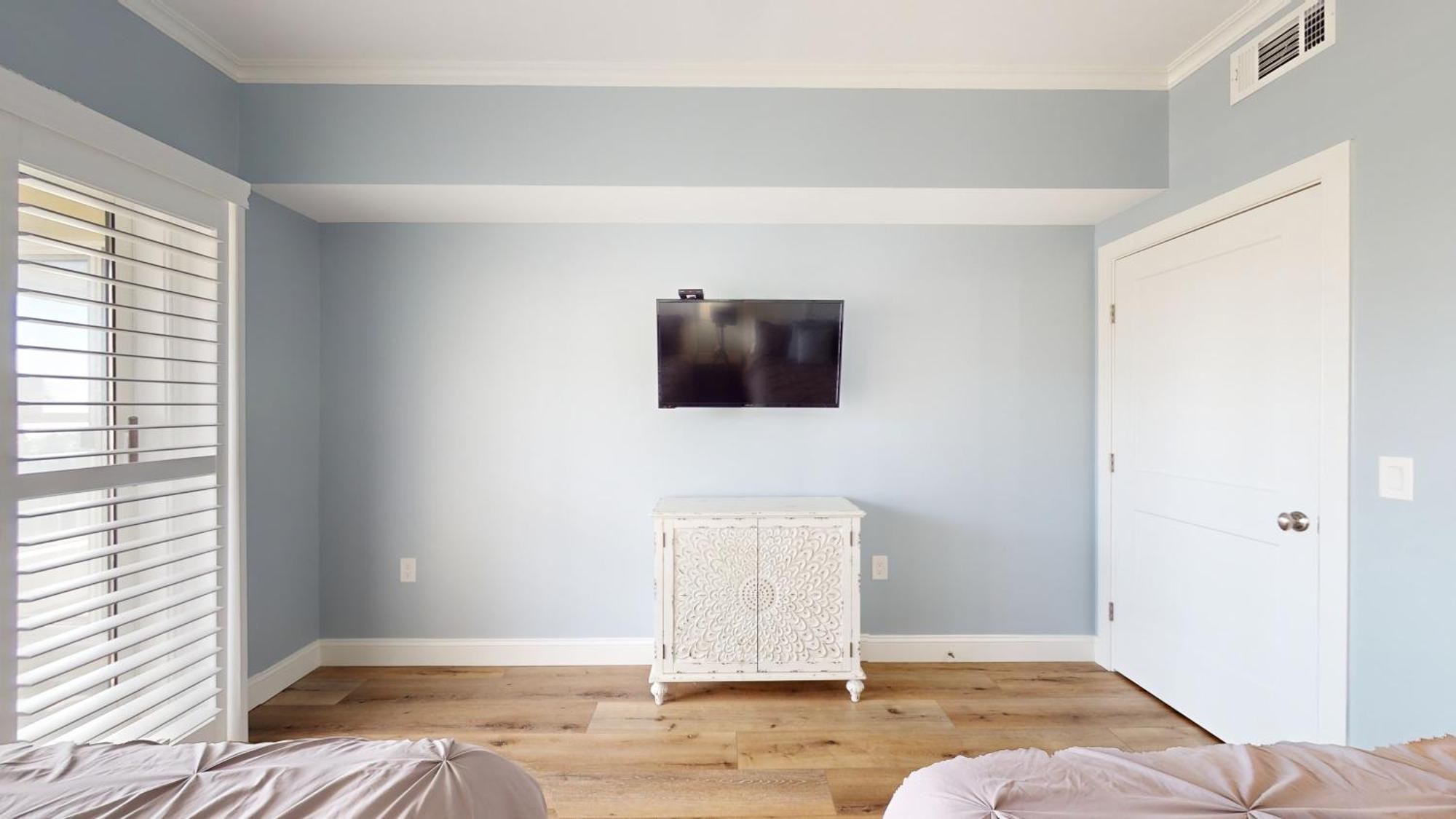 5107 Hampton Place South