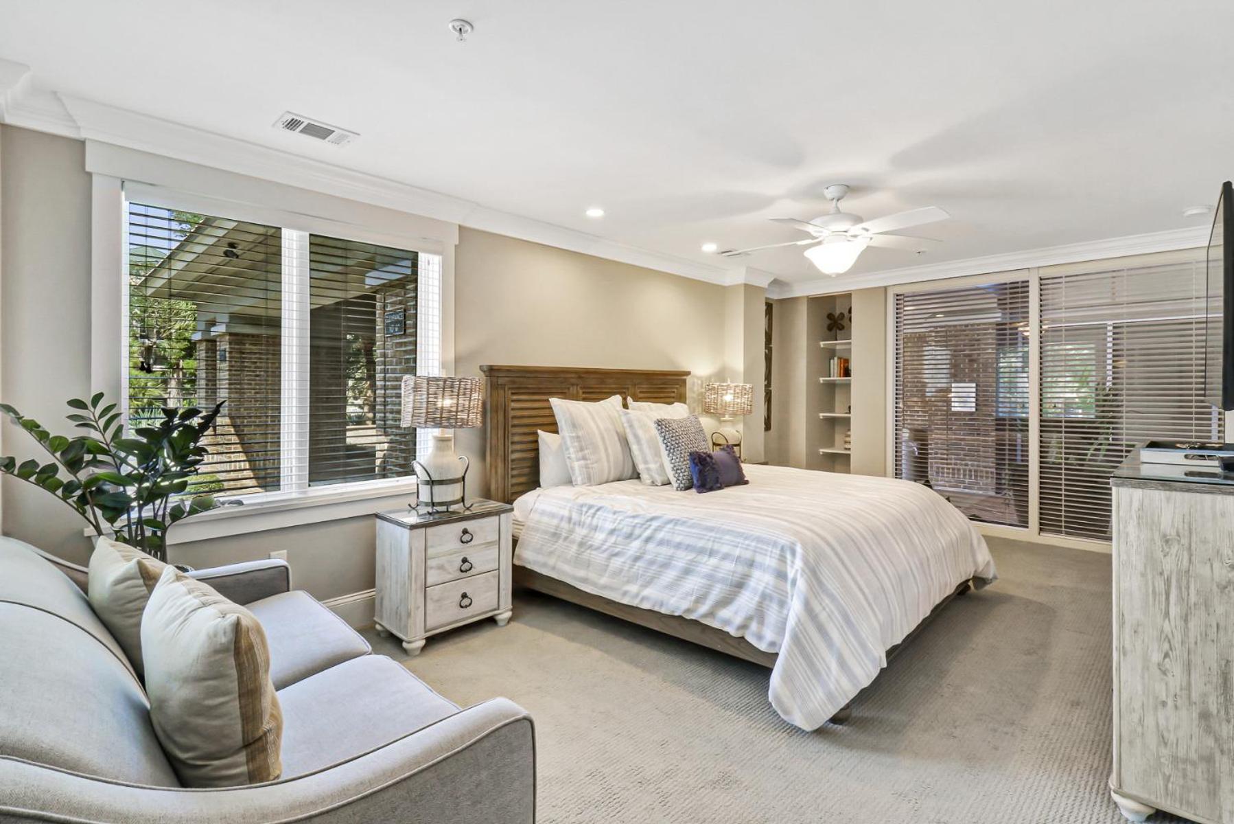 103 Seacrest