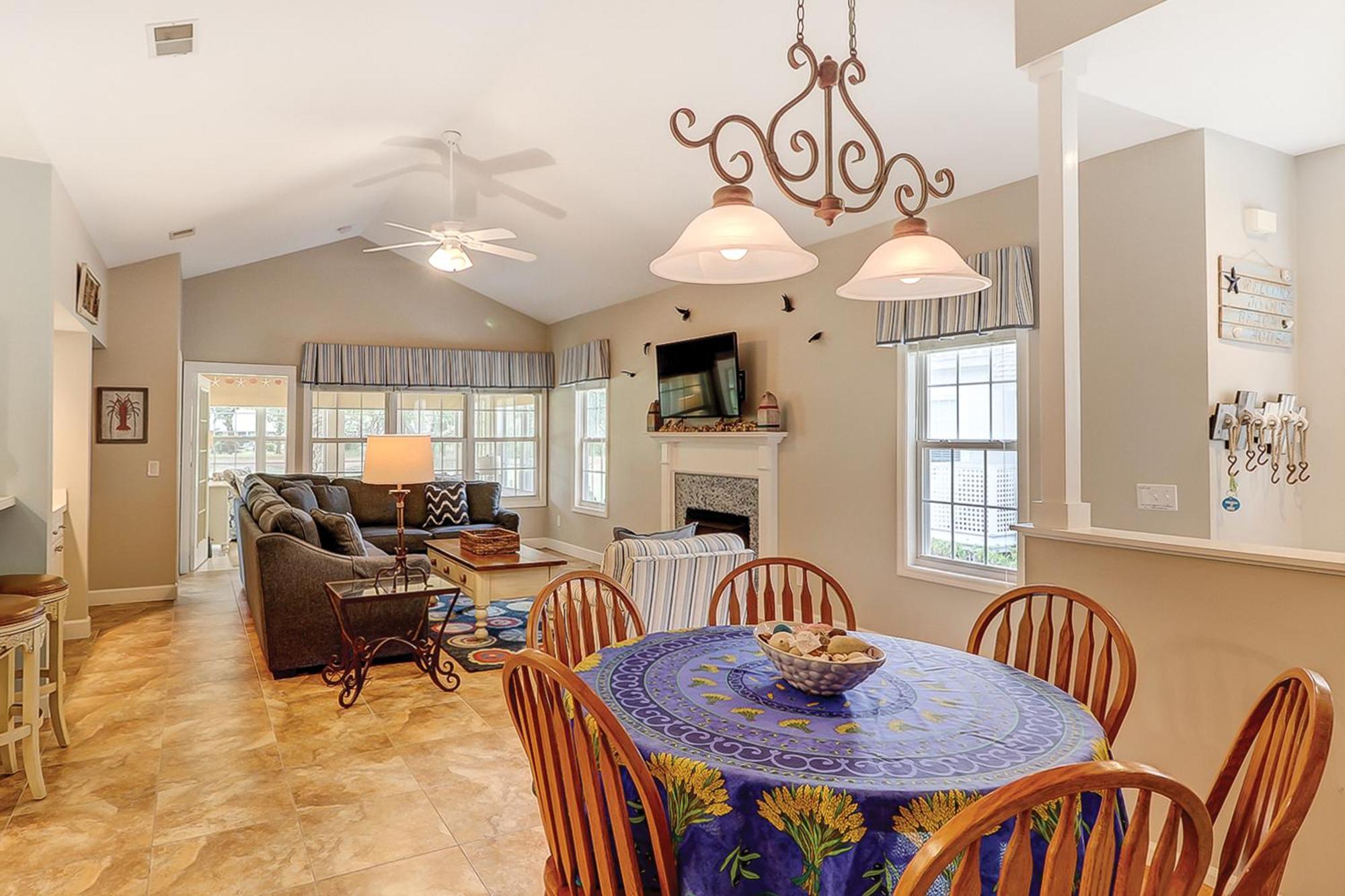 Apartment Links 7a