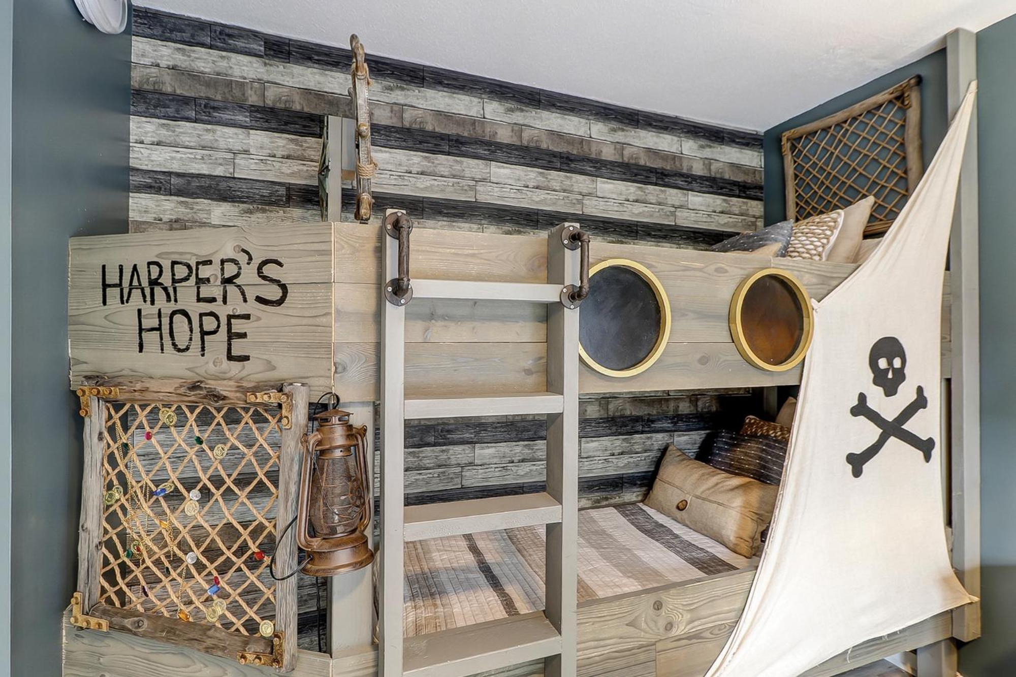 Villa Treetops 5701