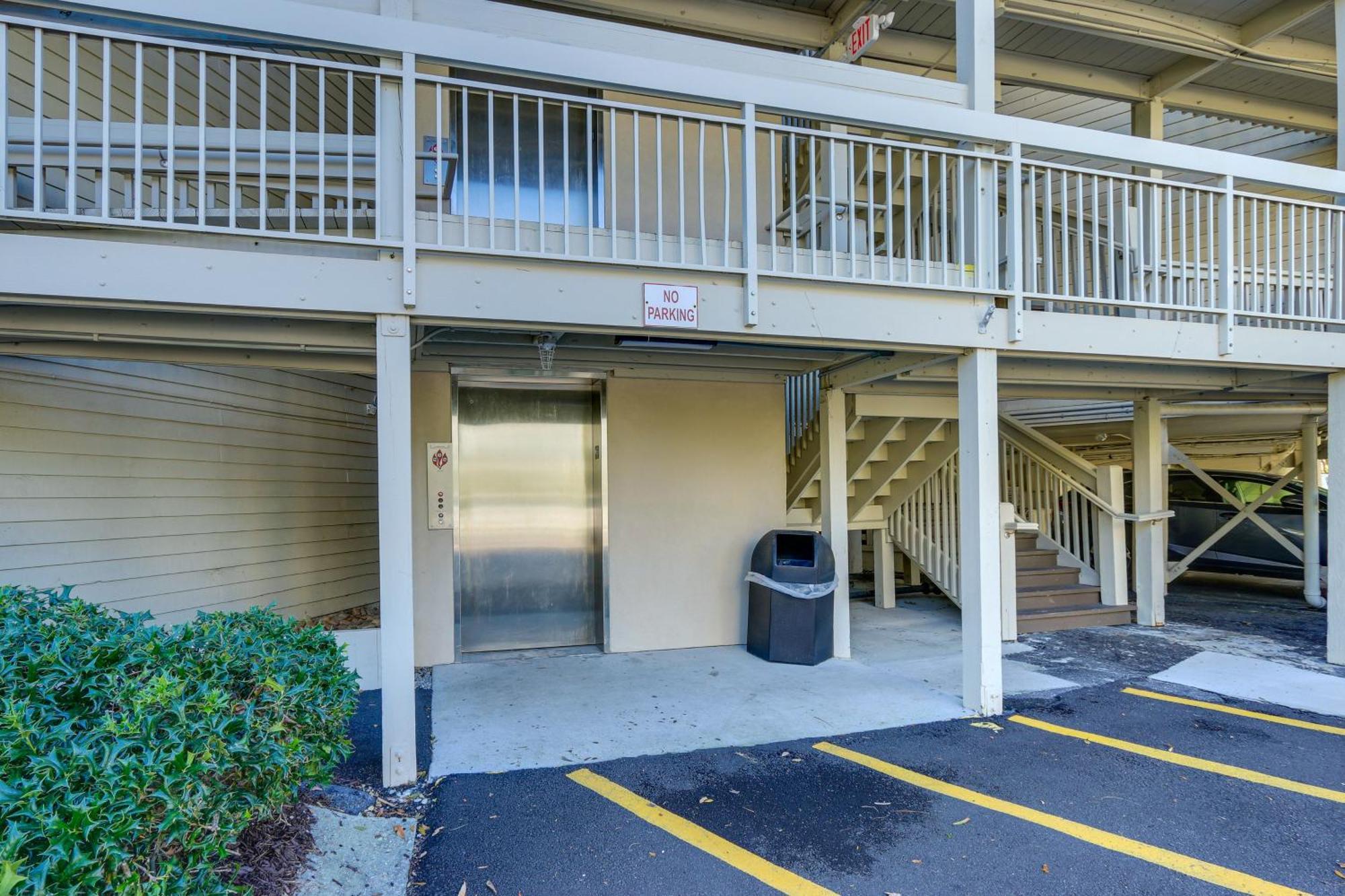 Apartment Beachfront With Pool Access In Hilton Head! *