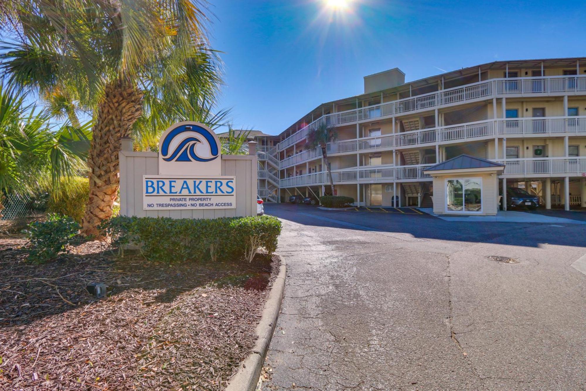Apartment Beachfront With Pool Access In Hilton Head!