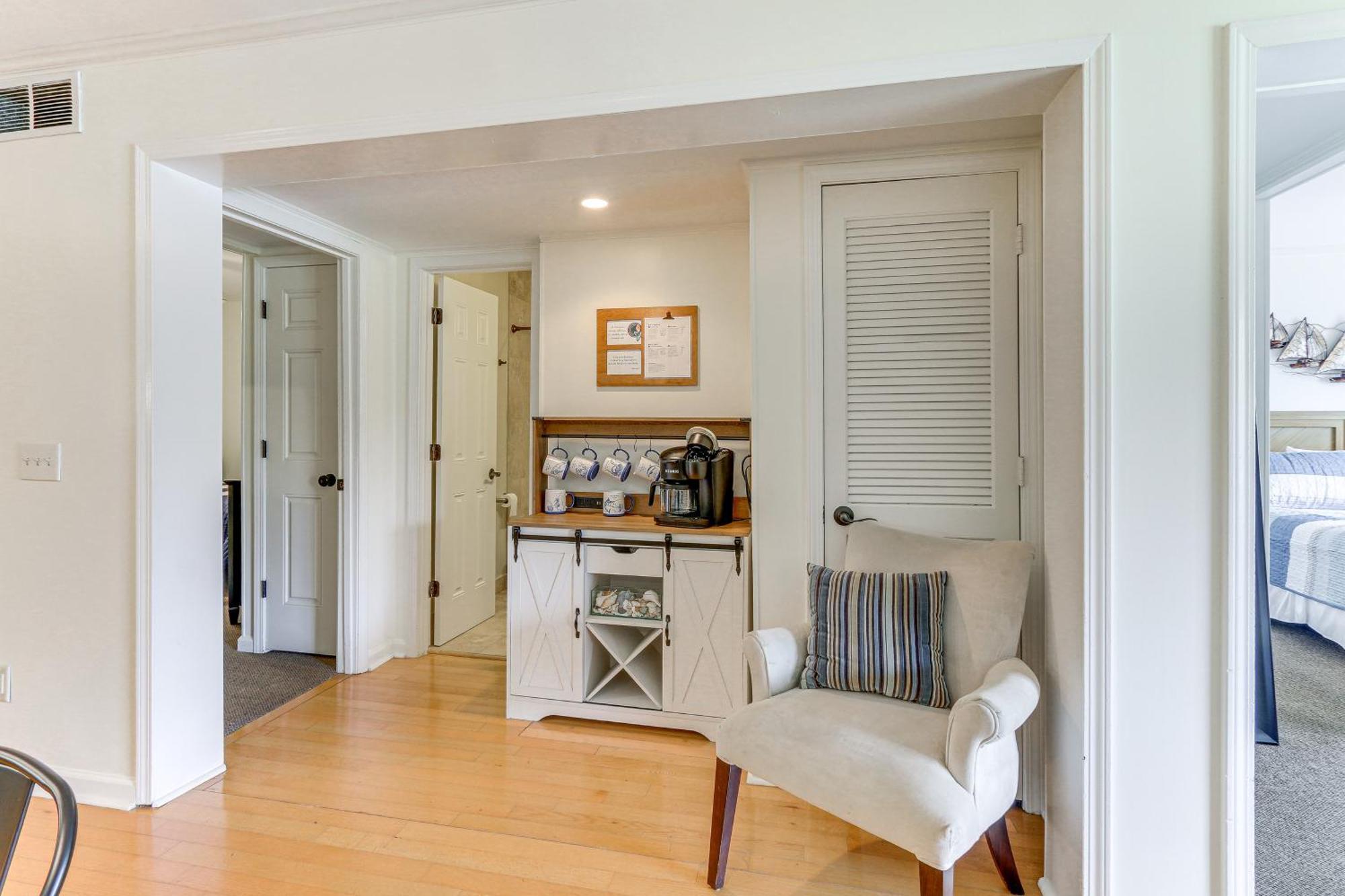 Apartment Hilton Head With Deck - Walk To And Pool! Hilton Head Island