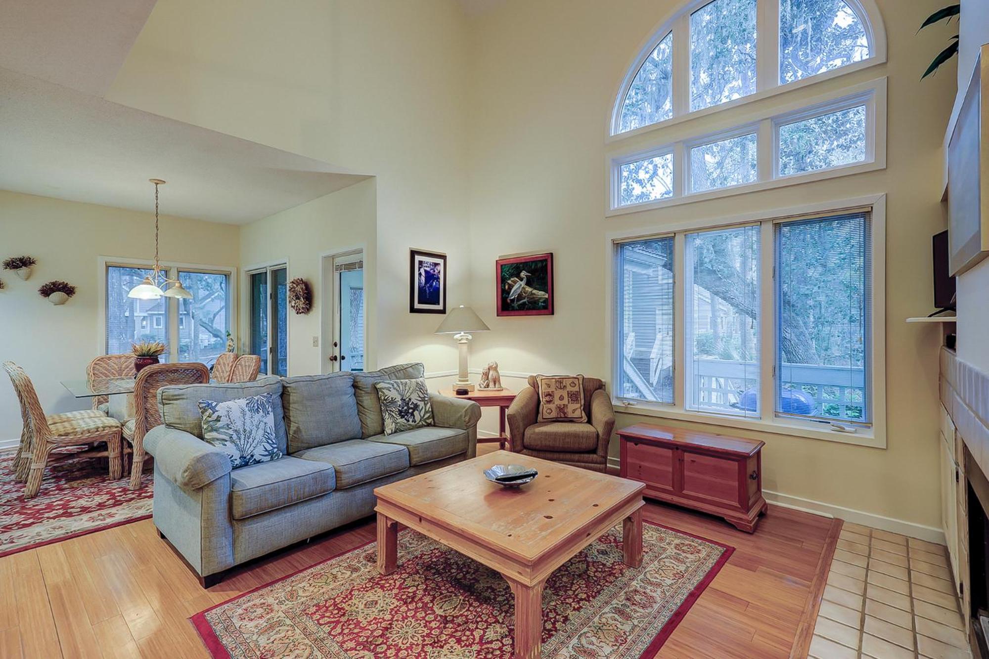Villa Huntington 7624