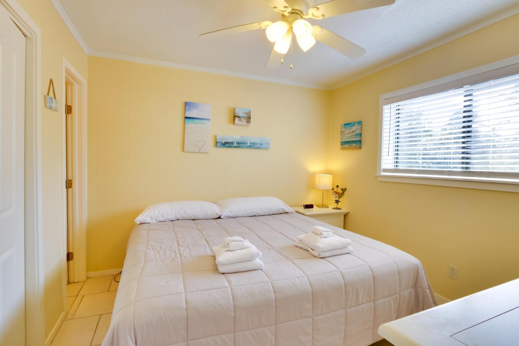 Bright And Beachy Getaway On Hilton Head Island!