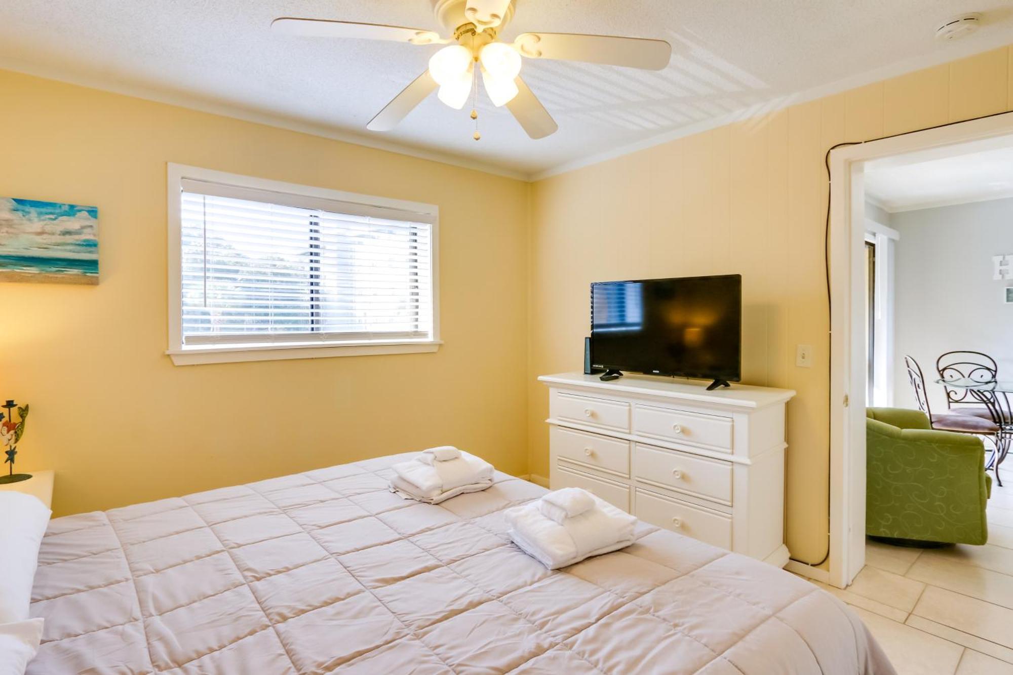 Bright And Beachy Getaway On Hilton Head Island! Apartment Hilton Head Island