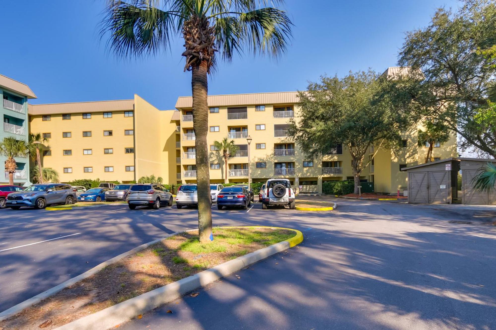 Apartment Bright And Beachy Getaway On Hilton Head Island! Hilton Head Island