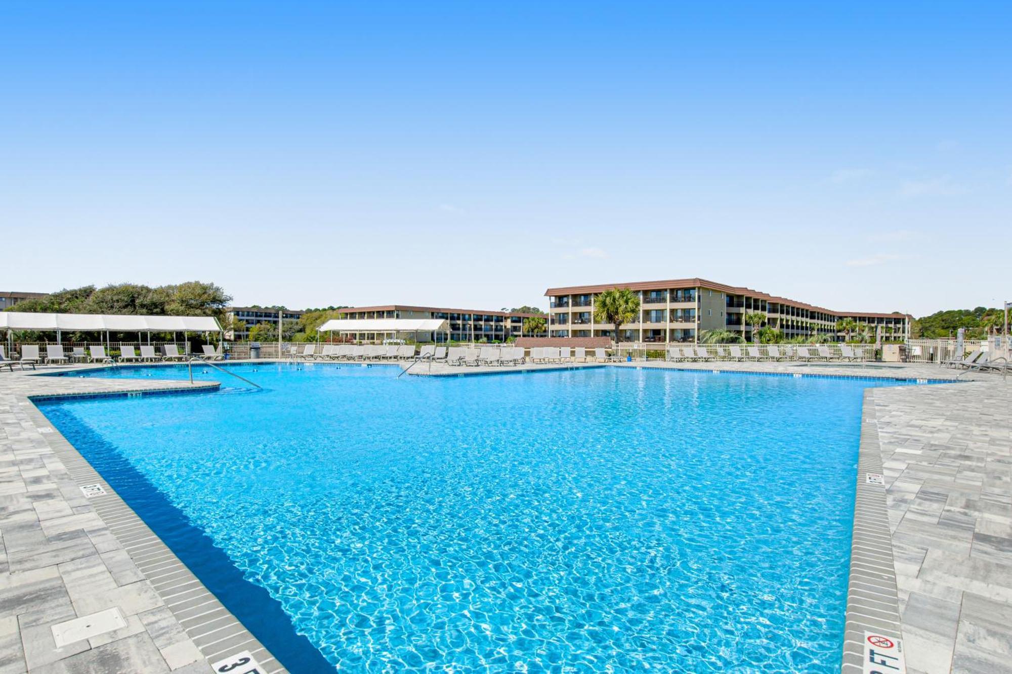 Hh Beach & Tennis 242a