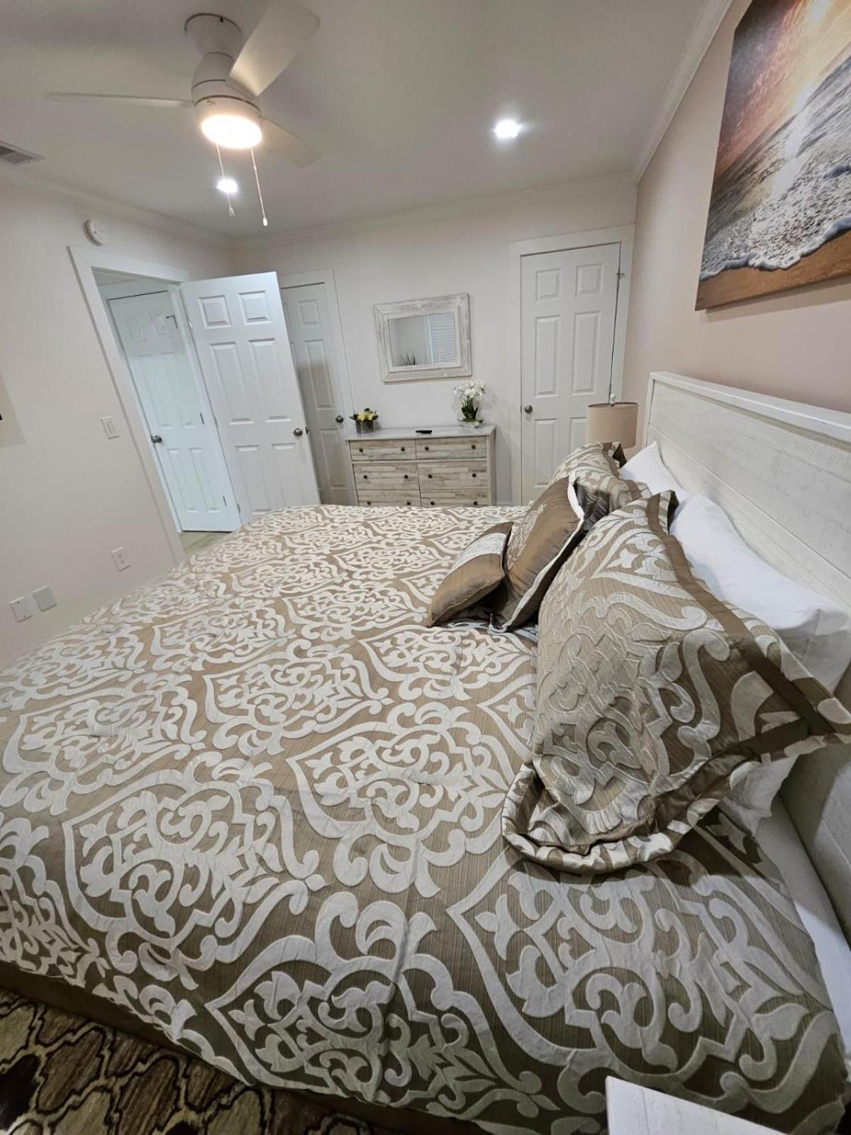Apartment Peaceful Relaxation And Comfort *
