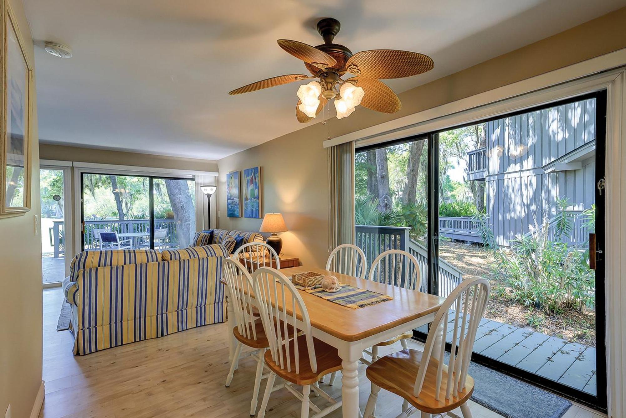 16 Hickory Cove