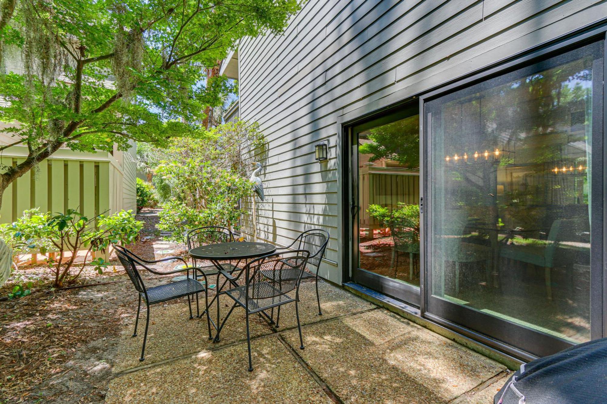 Holiday home Modern Hilton Head Retreat Walk To And Golf!
