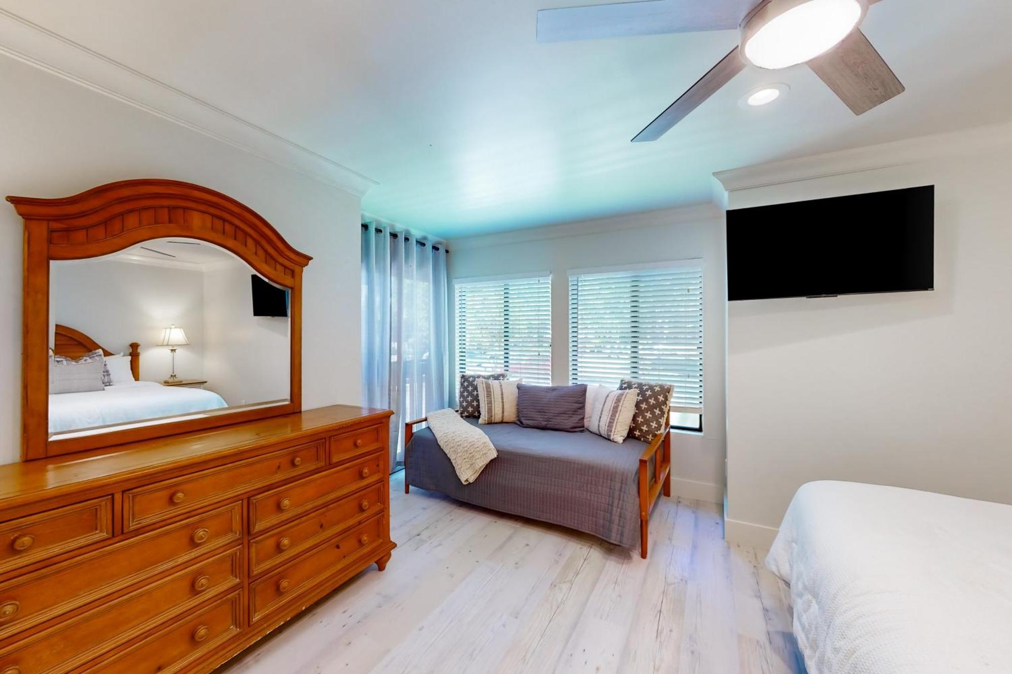 Villa Beachwalk 141 *