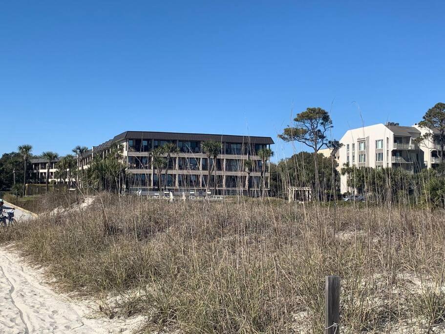 Apartment Gone Coastal! 2 From Oceanfront! Air! Hilton Head Island