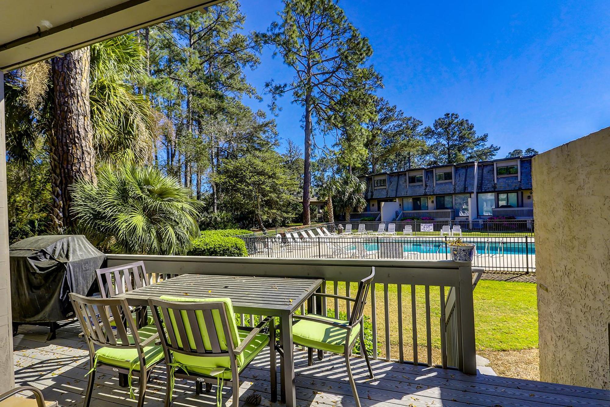 Harbour Town Club 1253 Apartment