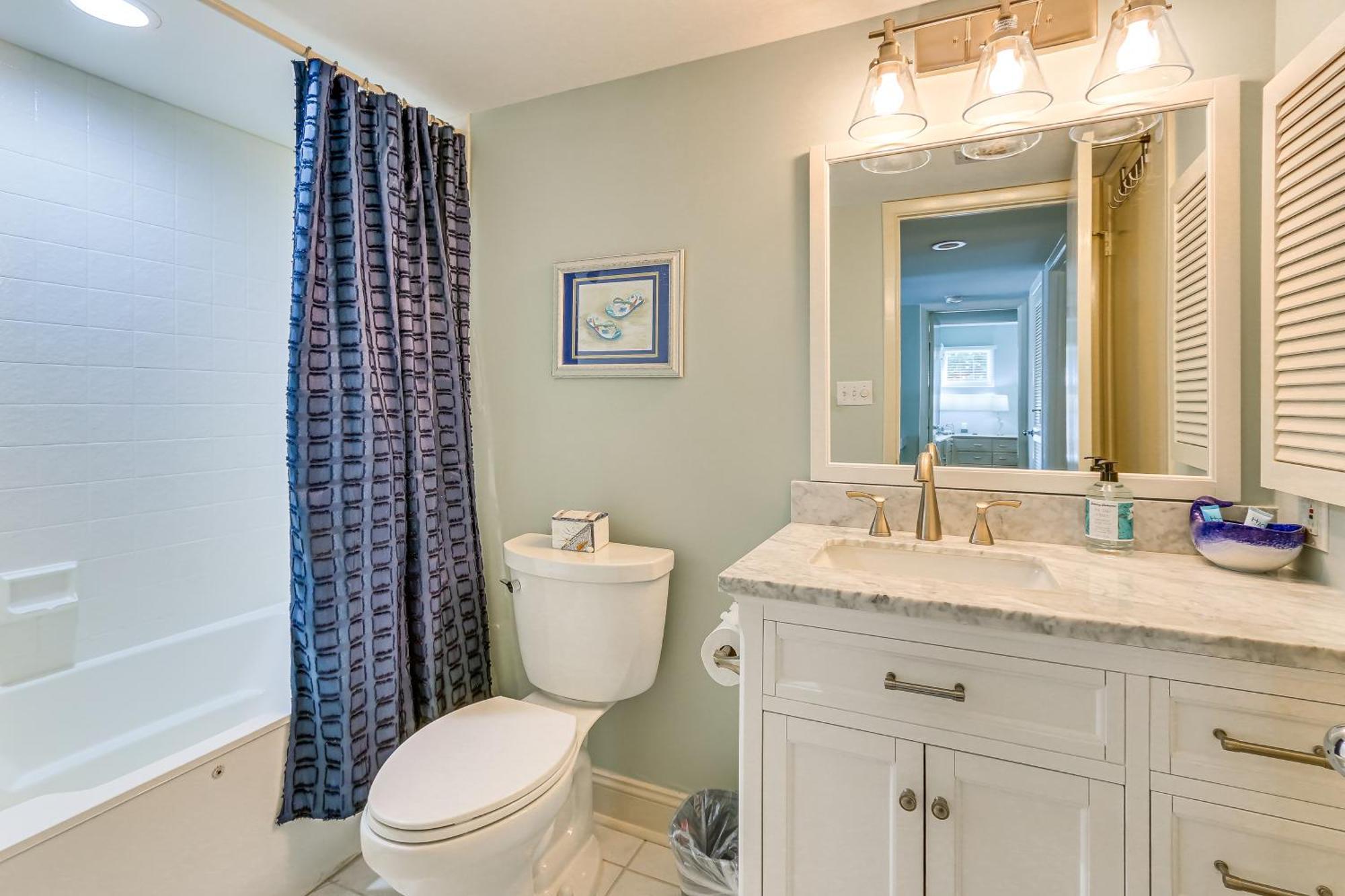 2 Mi To Dog-friendly Hilton Head Condo! *