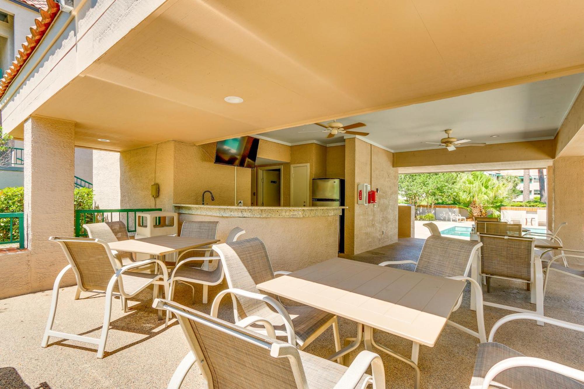 2 Mi To Dog-friendly Hilton Head Condo! Apartment *