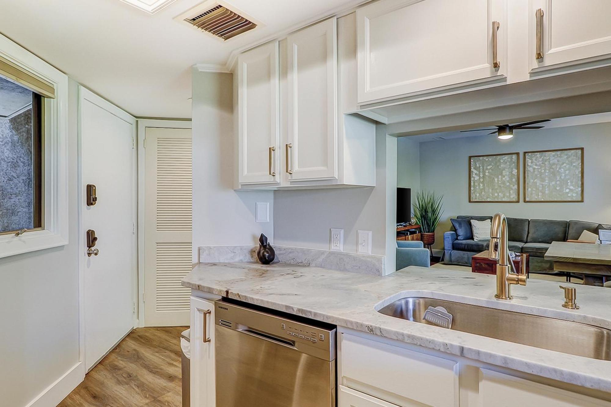 Anchorage Village Villa *