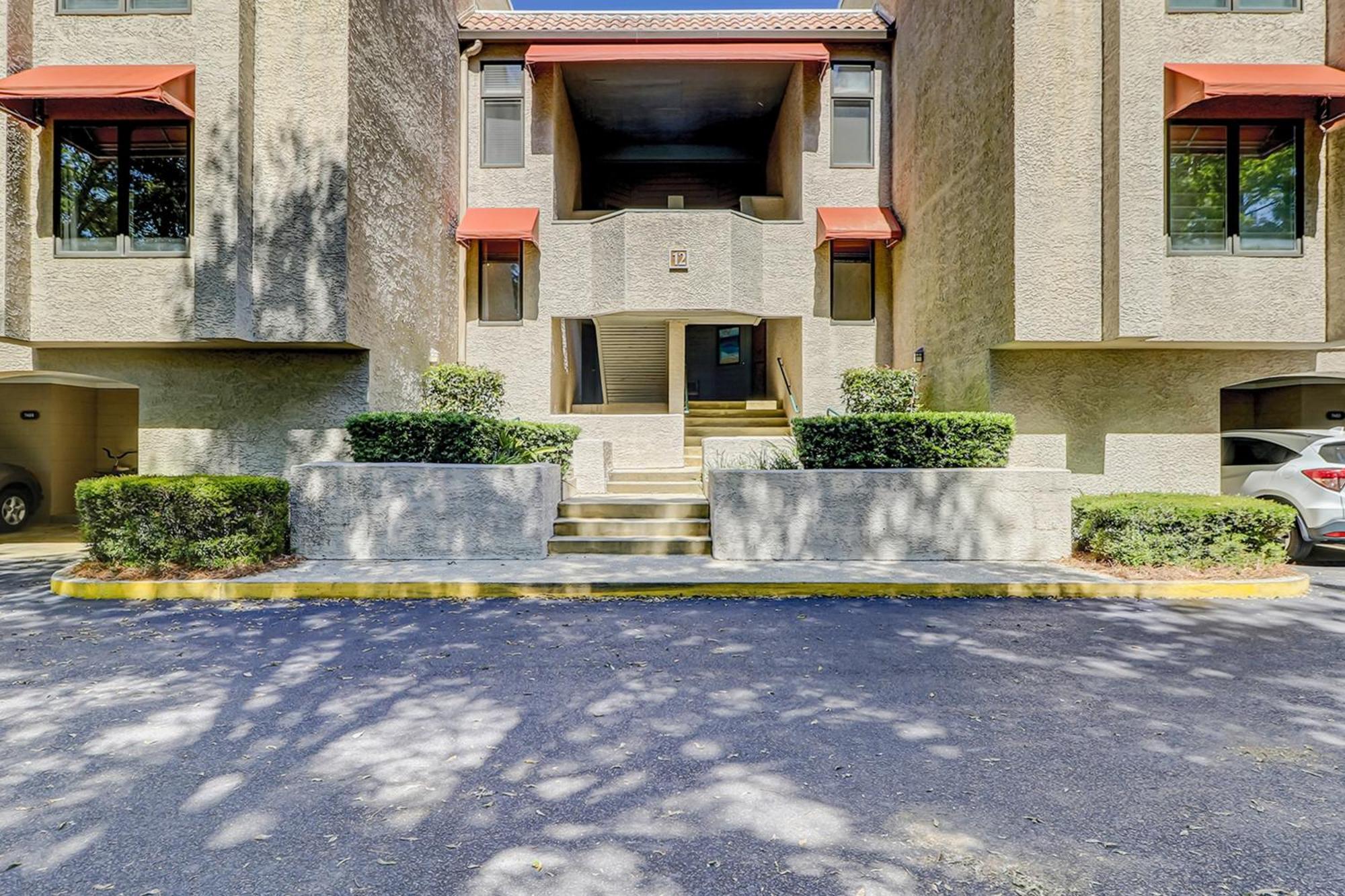 Villa Anchorage Village *