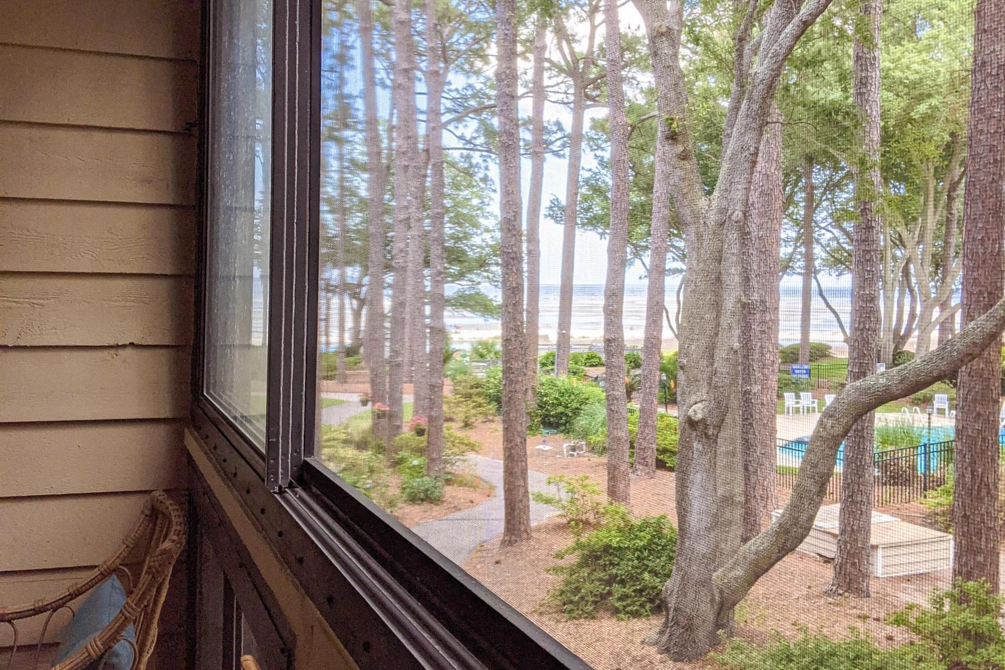 Apartment On Port Royal Sound Iii