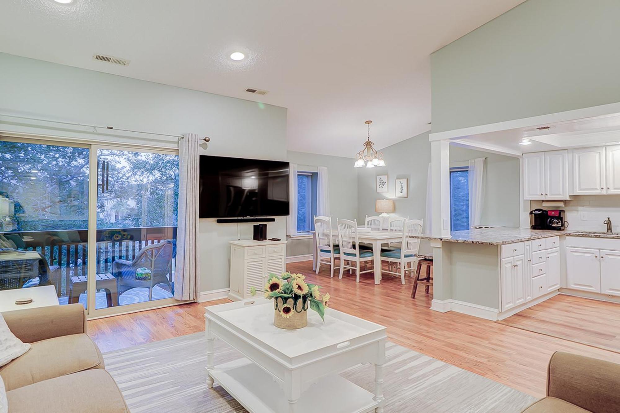 Bluff Apartment *