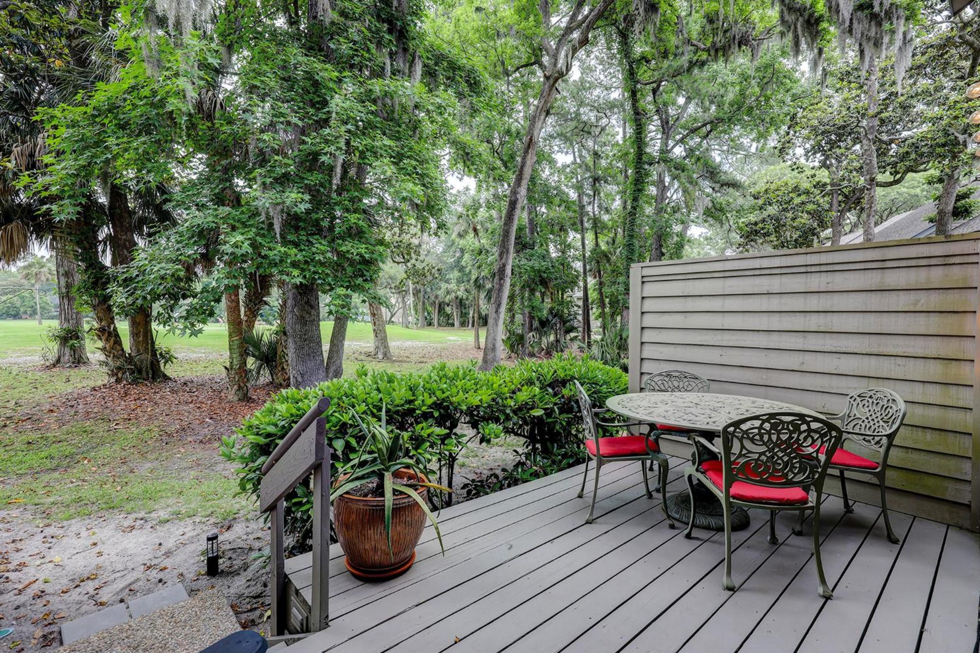 Holiday home Updated Luxury Two Bedroom The Greens New Baths Walk In Shower Kitchen Golf Views *