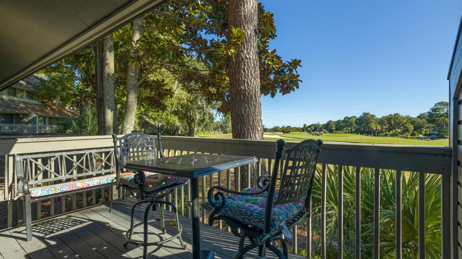 Golf Views, Grill, Villa Hilton Head Island