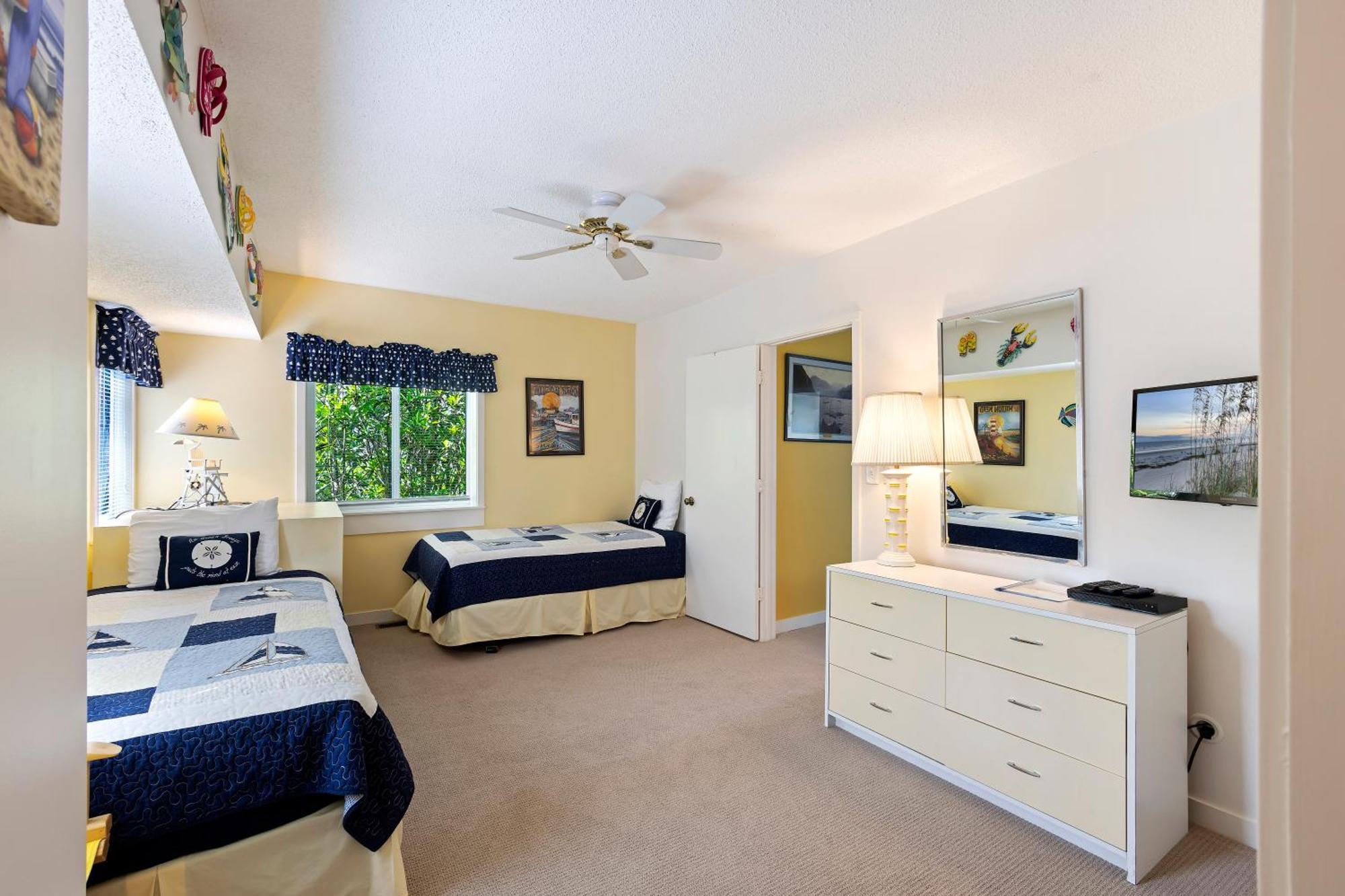 Sea Pines Plantation Club 3 Bedroom Near & Golf Spectacular Views & Location *
