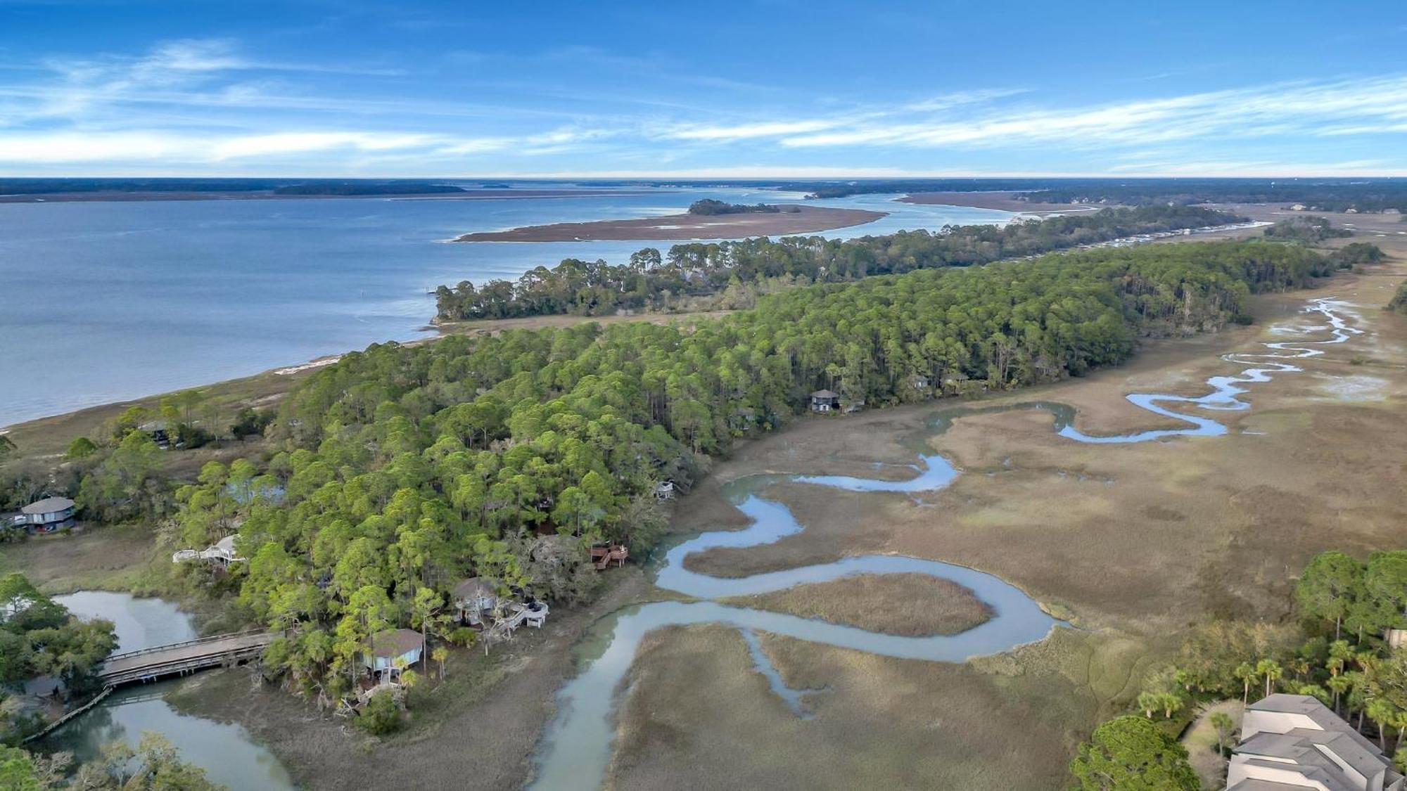 Treehouse, Harbourtown, Sea Pines Holiday home