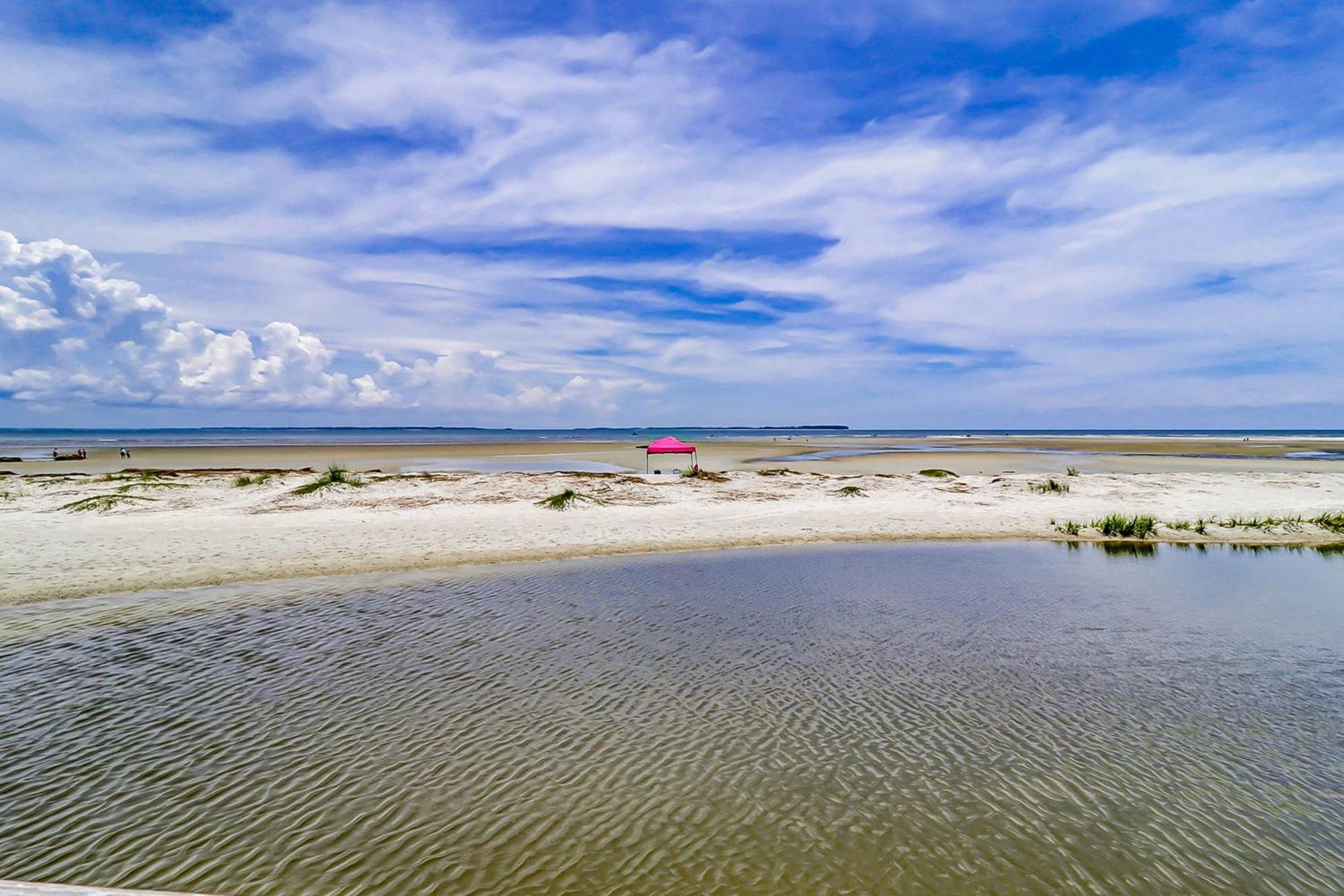 On Port Royal Sound 2101 *