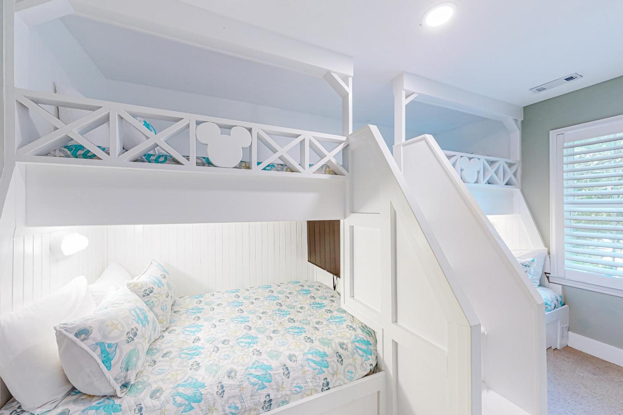 27 Lagoon Road * Hilton Head Island